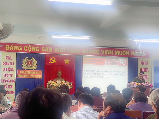 BQLC&CVĐTNĐ: Tổ chức lớp huấn luyện nghiệp vụ về phòng cháy, chữa cháy và cứu nạn, cứu hộ